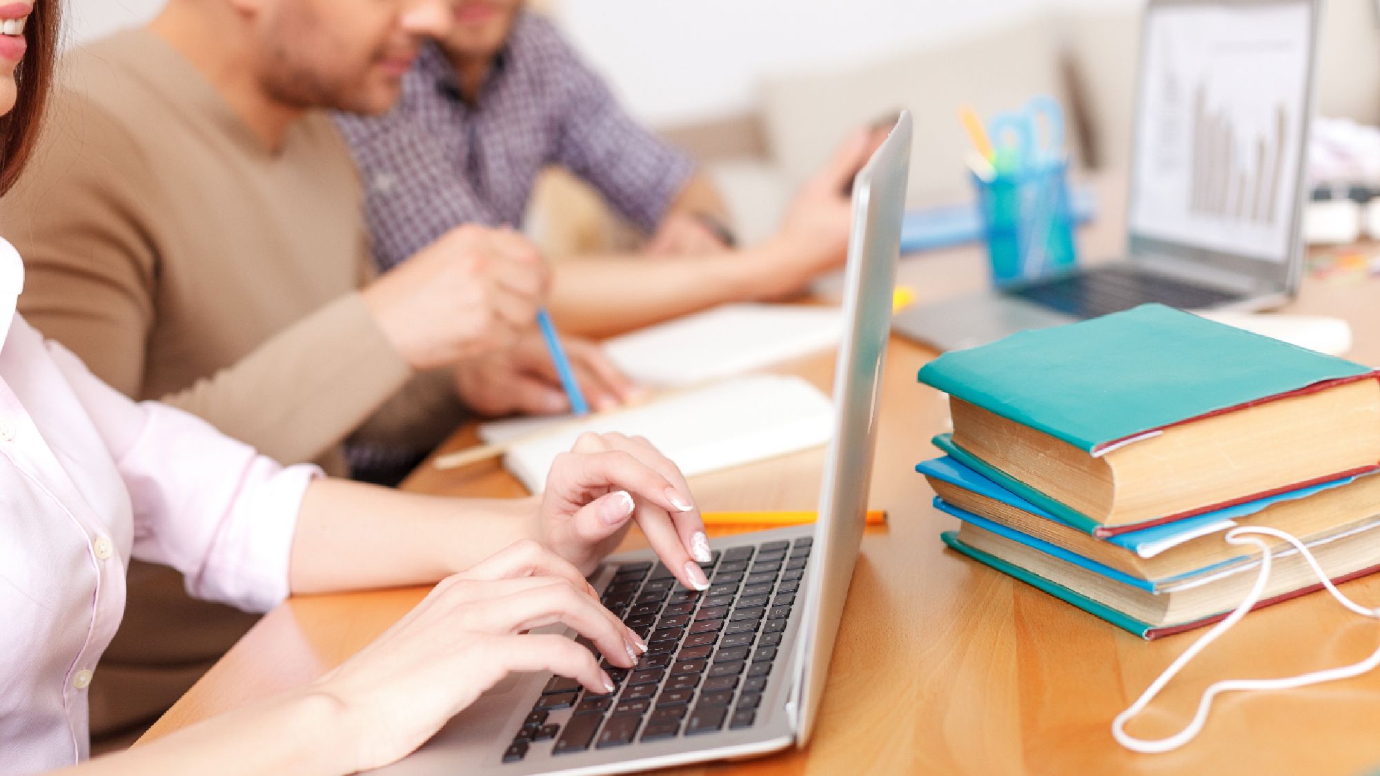 لپ تاپ دانشجویی